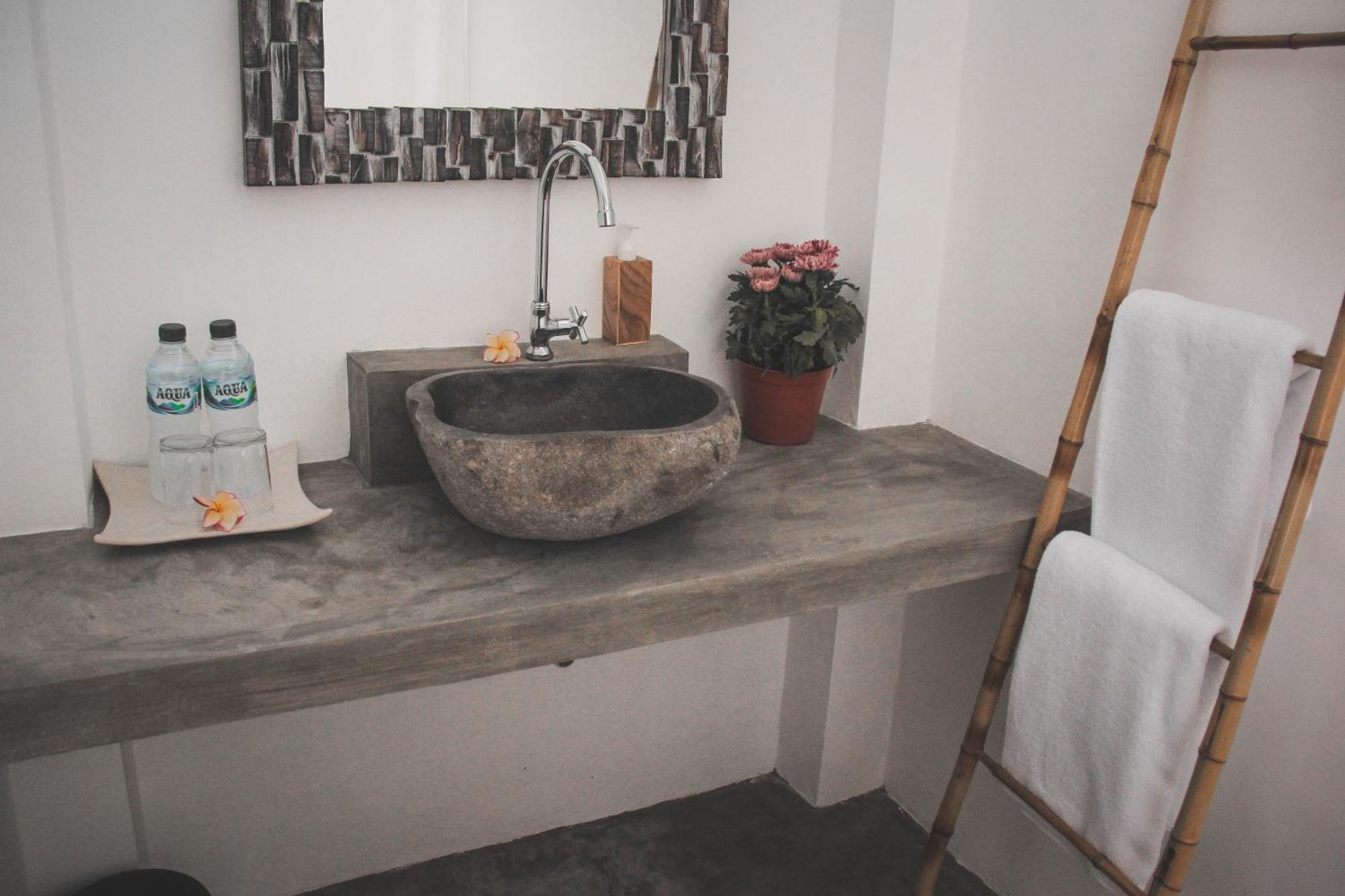 Govardan Home Stay Canggu Екстериор снимка