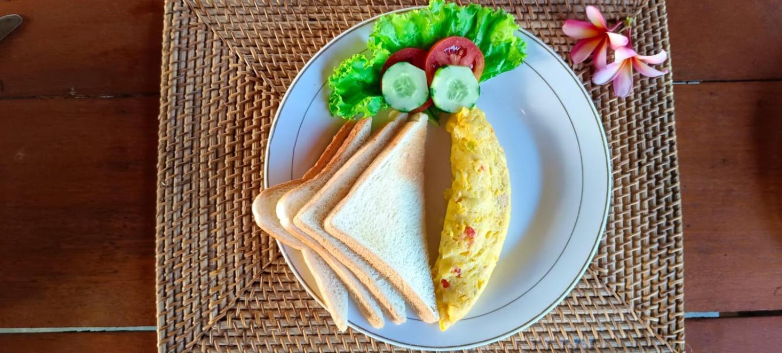 Govardan Home Stay Canggu Екстериор снимка